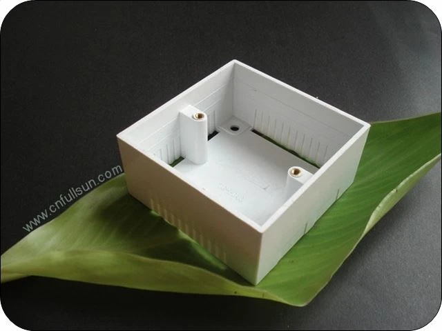 অবাহিত পিভিসি বৈদ্যুতিন বাক্স মসৃণ পৃষ্ঠ